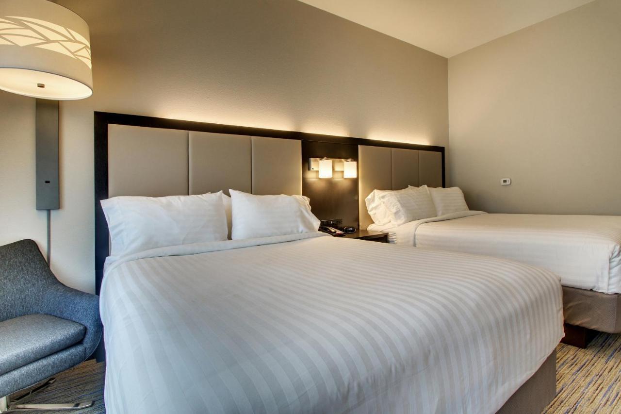מאונט פלזנט Holiday Inn Express & Suites Charleston Ne Mt Pleasant Us17 By Ihg מראה חיצוני תמונה